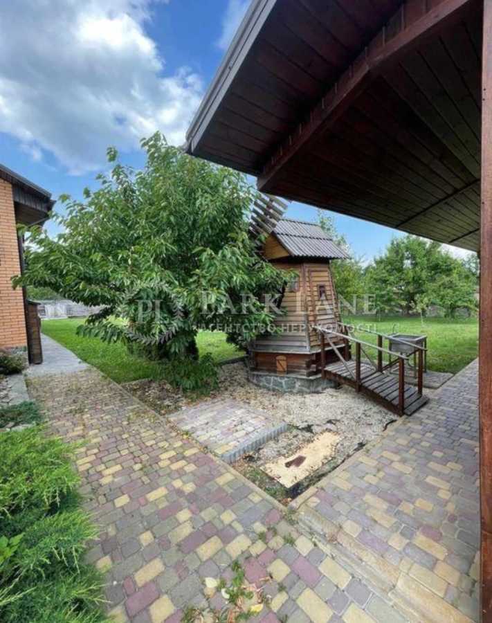 Продажа дома 500 м², Александра Матросова ул.