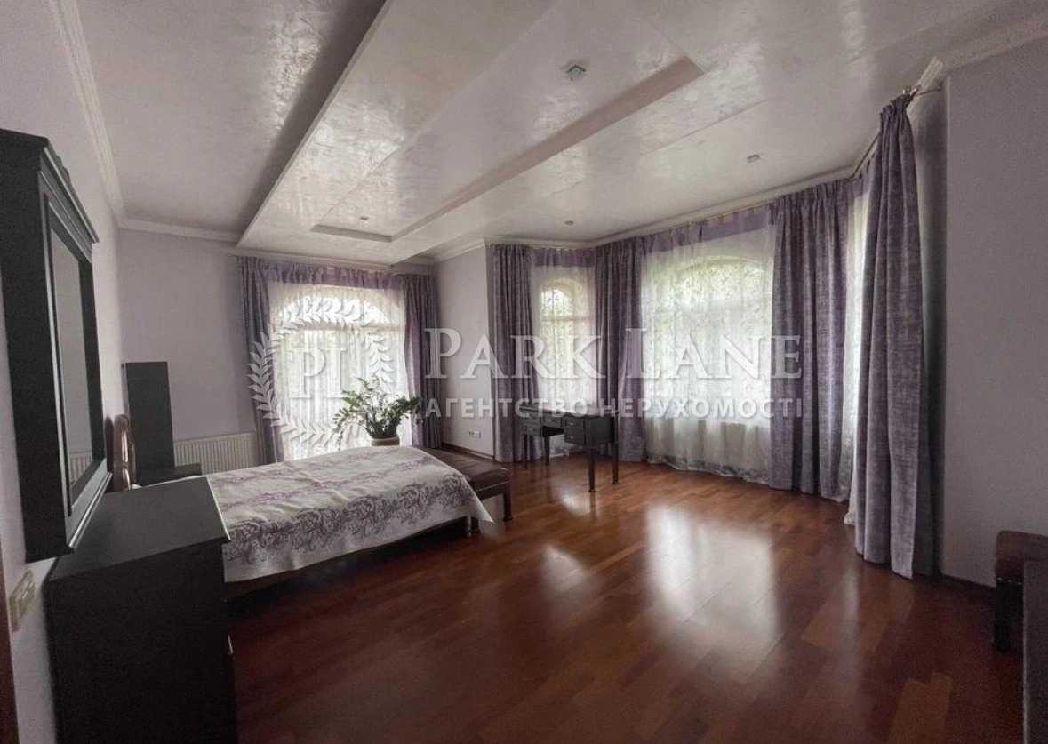 Продажа дома 500 м², Александра Матросова ул.