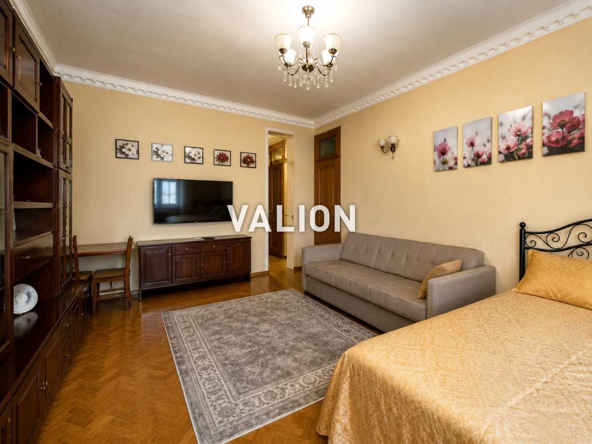 Продажа 2-комнатной квартиры 62 м², Николая Раевского ул., 28