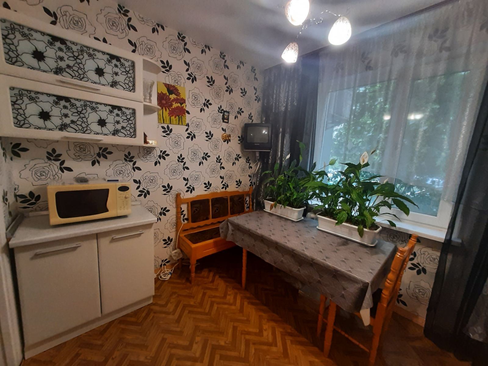 Аренда 2-комнатной квартиры 64 м², Драгоманова ул., 13/10