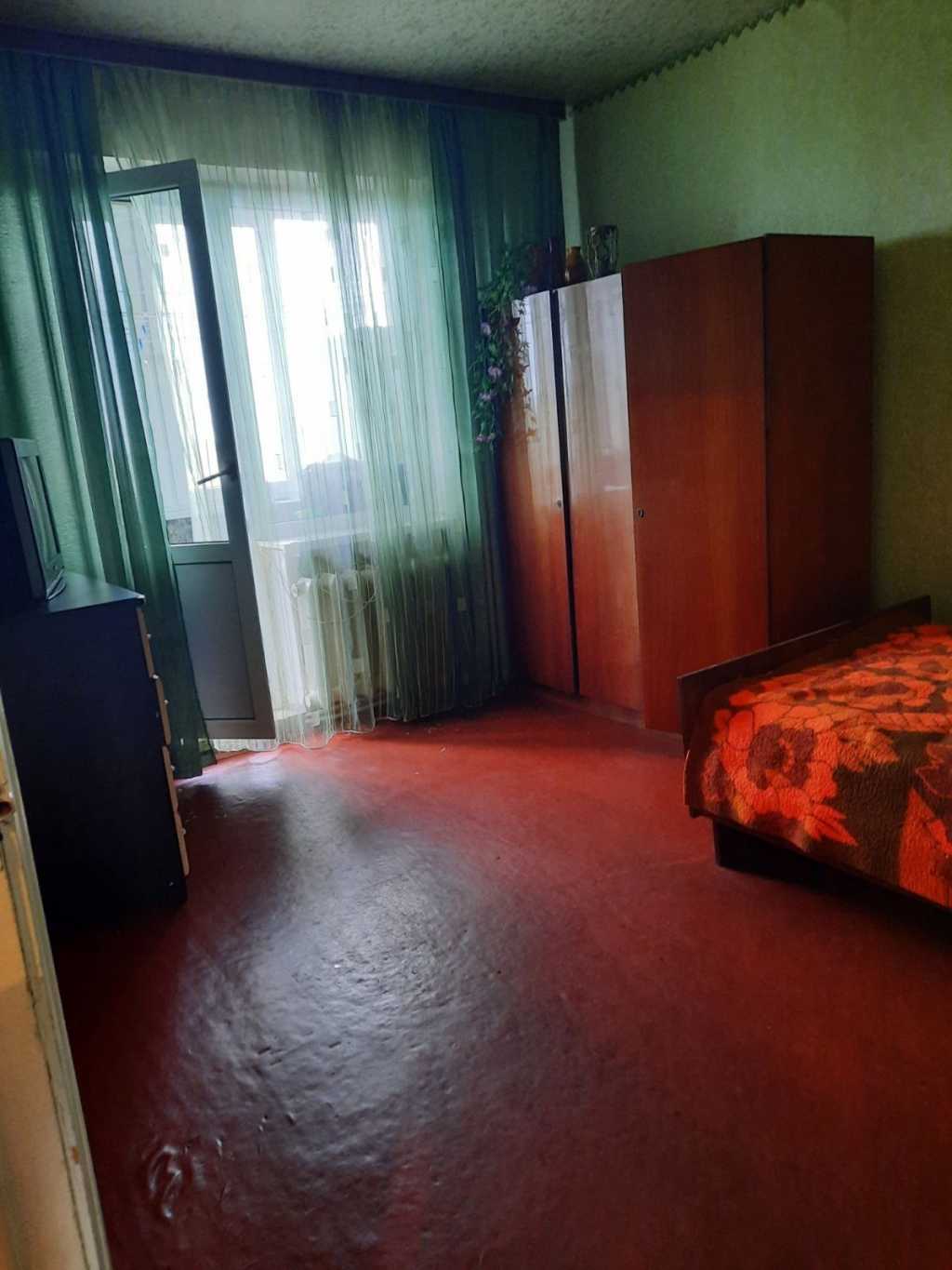 Продаж 4-кімнатної квартири 80 м², Покровская