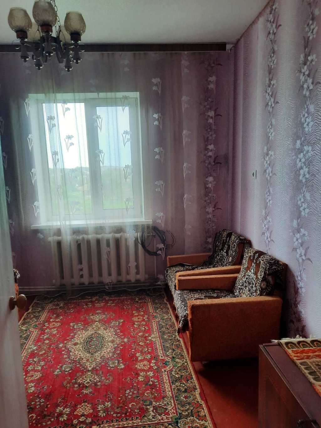 Продаж 4-кімнатної квартири 80 м², Покровская