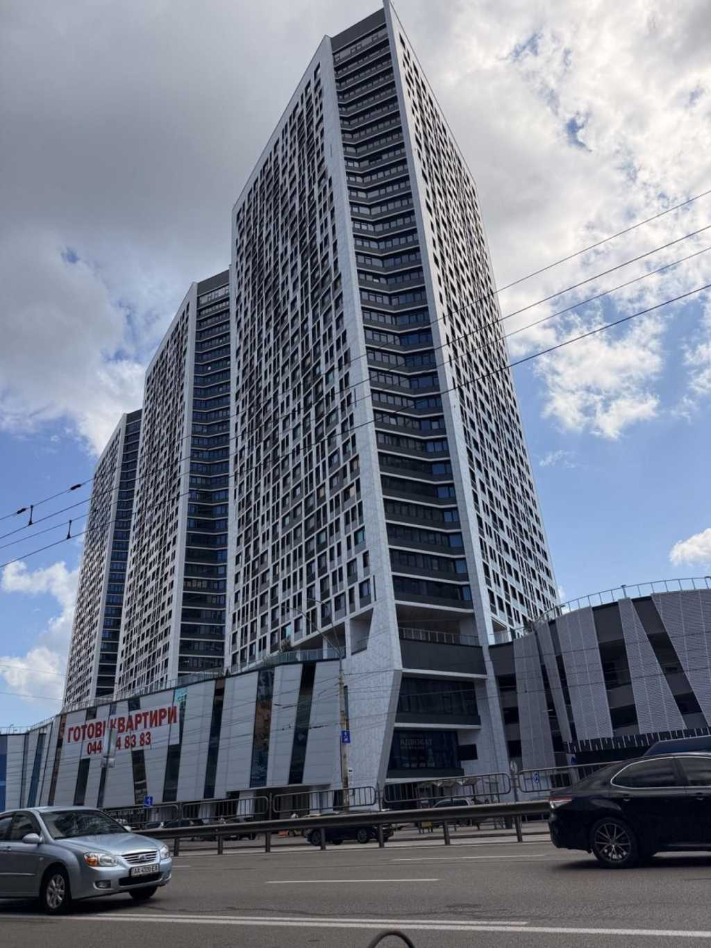 Продажа 3-комнатной квартиры 96.6 м², Берестейський, 11