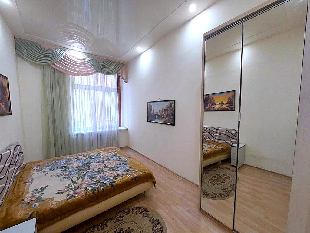 Оренда 4-кімнатної квартири 100 м², Софиевская вул., 11