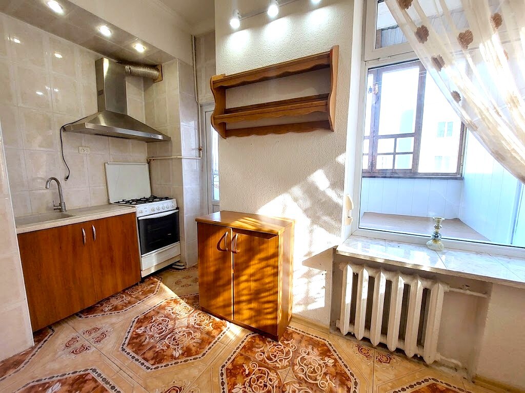 Оренда 4-кімнатної квартири 100 м², Софиевская вул., 11