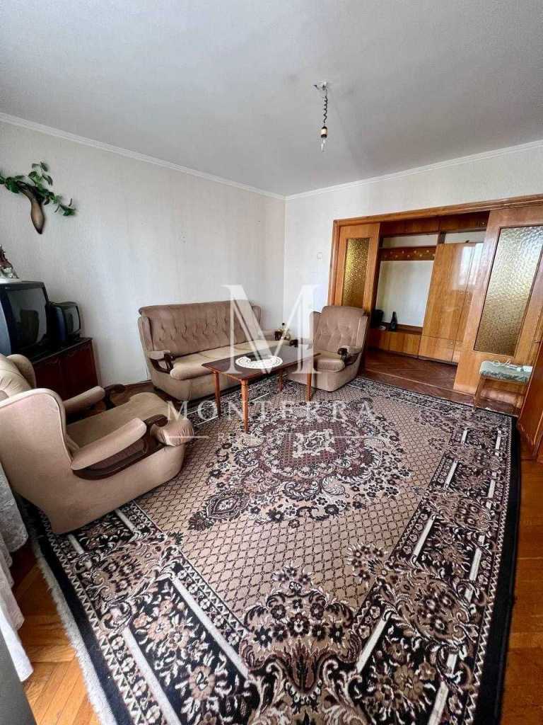 Продаж 3-кімнатної квартири 66.1 м², Стадіонна вул., 13