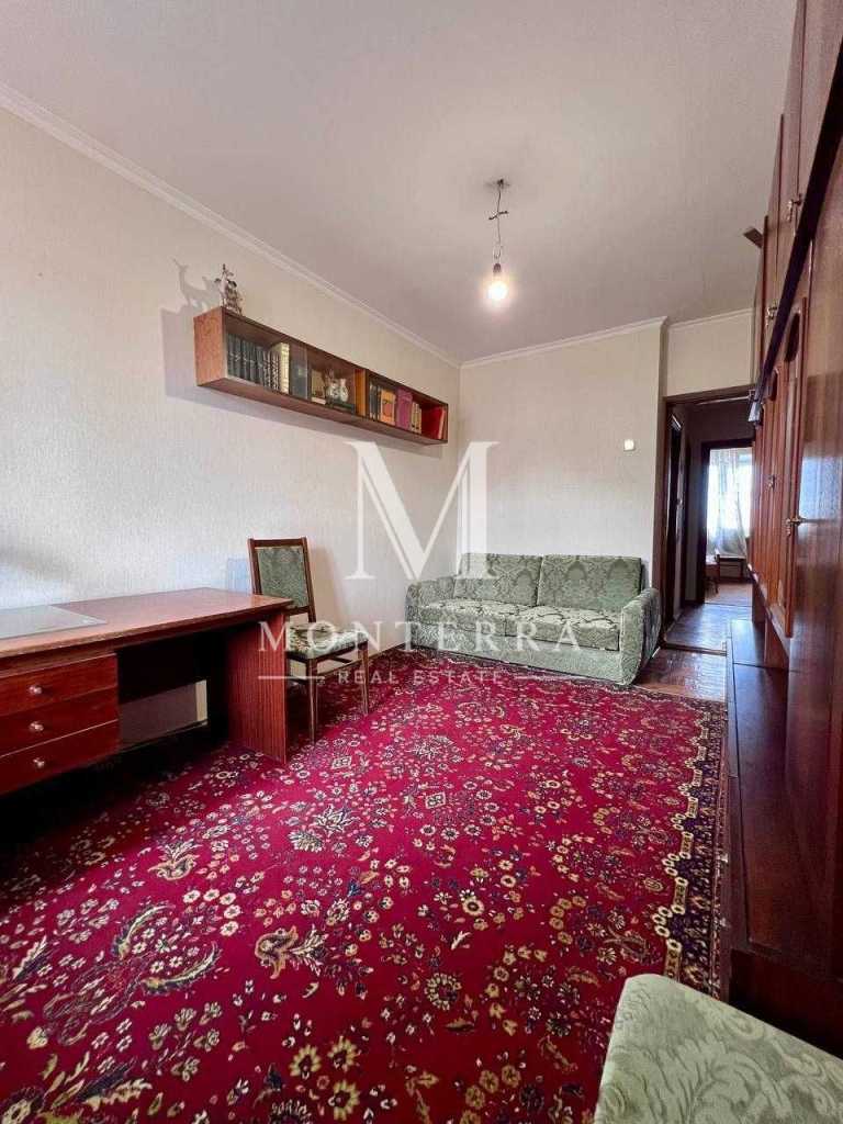 Продаж 3-кімнатної квартири 66.1 м², Стадіонна вул., 13