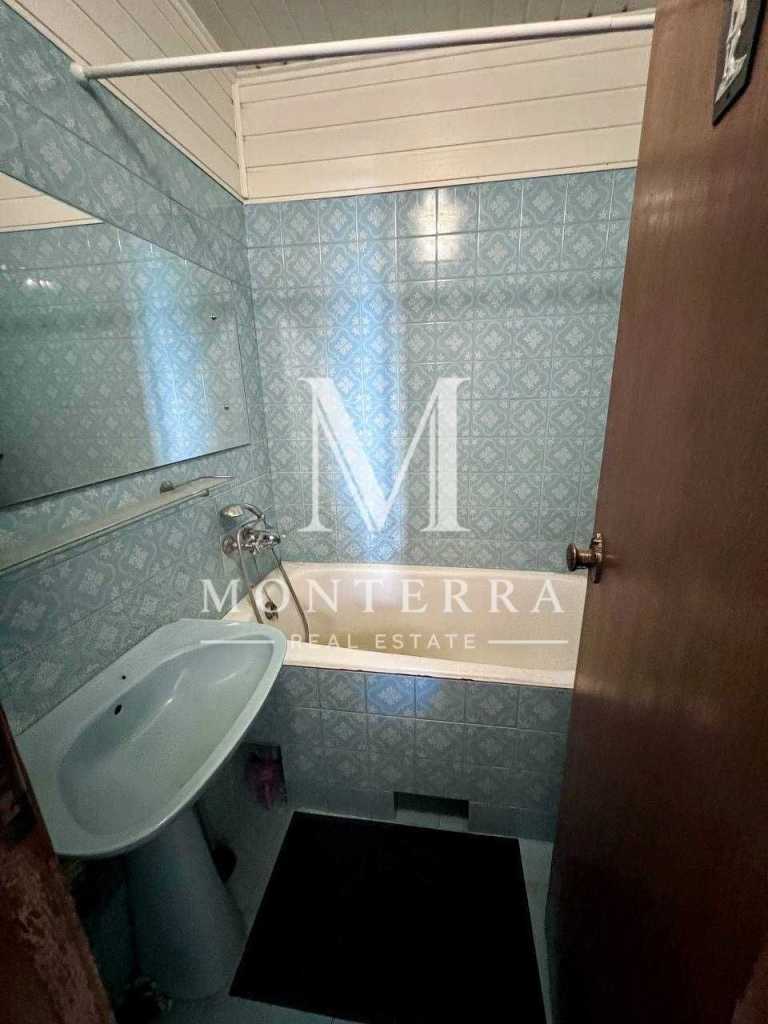 Продаж 3-кімнатної квартири 66.1 м², Стадіонна вул., 13