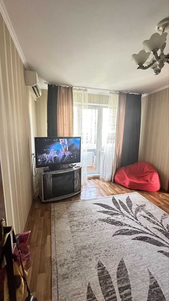 Продаж 2-кімнатної квартири 45 м², Будівельників вул., 14А
