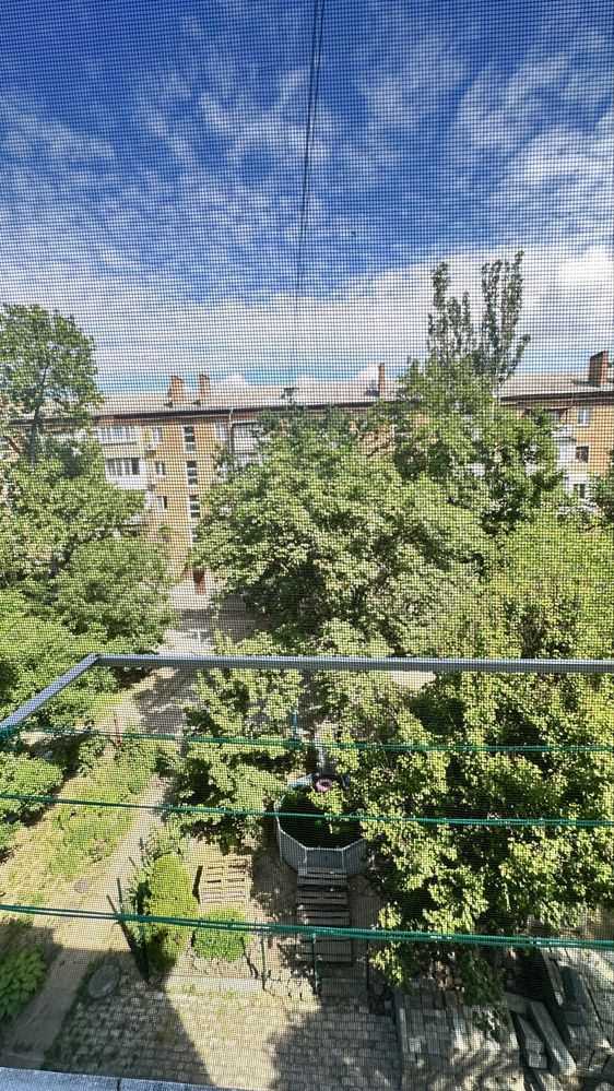 Продаж 2-кімнатної квартири 45 м², Будівельників вул., 14А