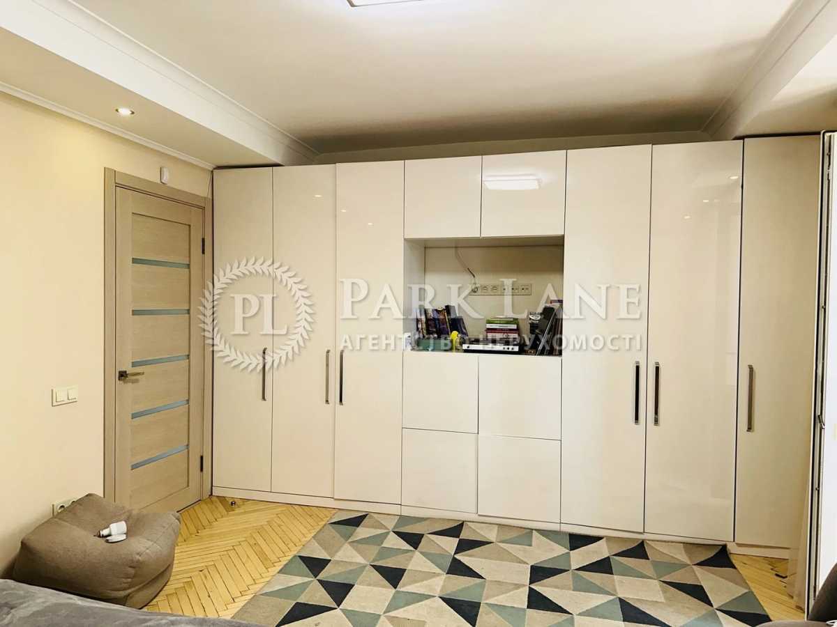 Продажа 1-комнатной квартиры 33 м², Энтузиастов ул., 3/1