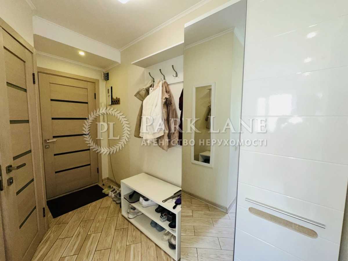 Продажа 1-комнатной квартиры 33 м², Энтузиастов ул., 3/1