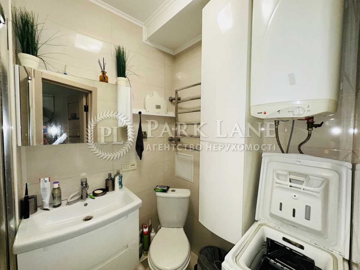 Продажа 1-комнатной квартиры 33 м², Энтузиастов ул., 3/1