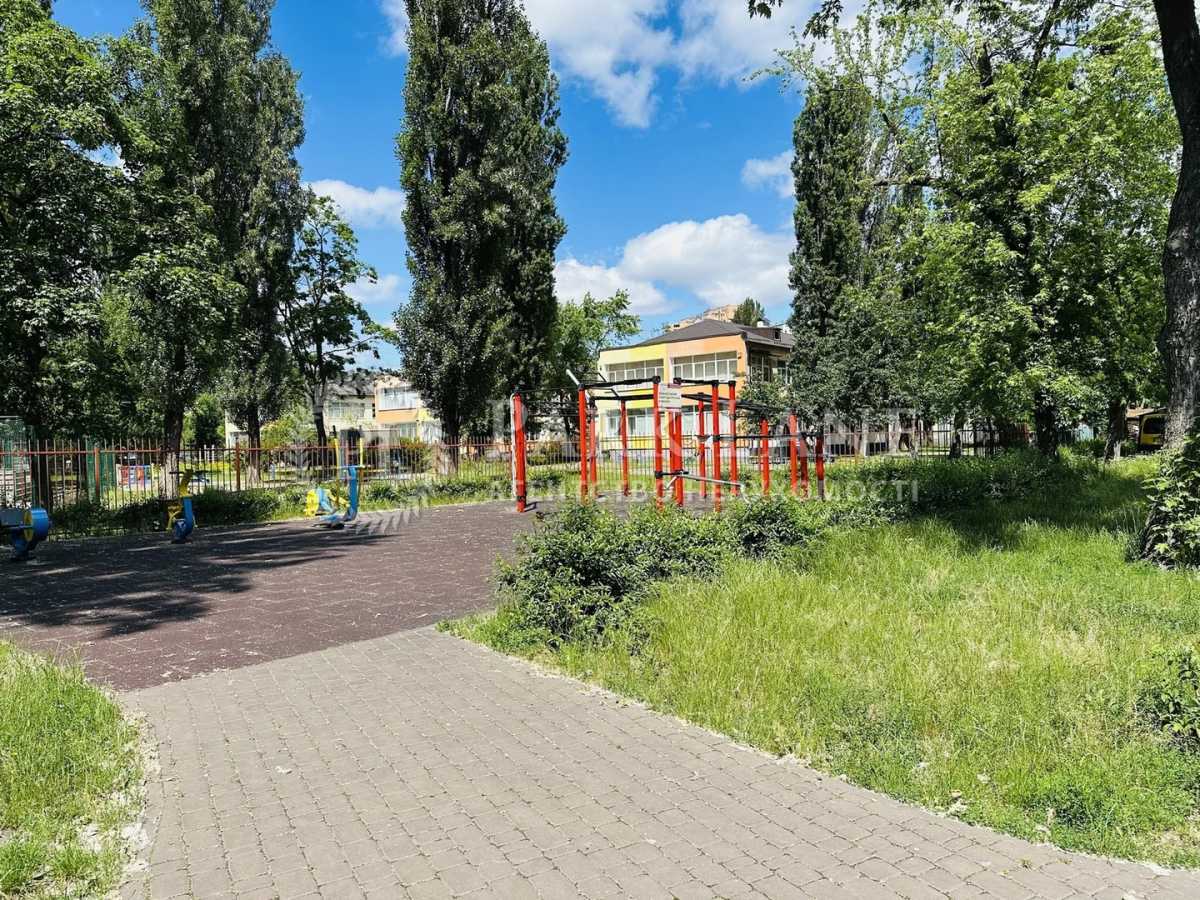 Продажа 1-комнатной квартиры 33 м², Энтузиастов ул., 3/1