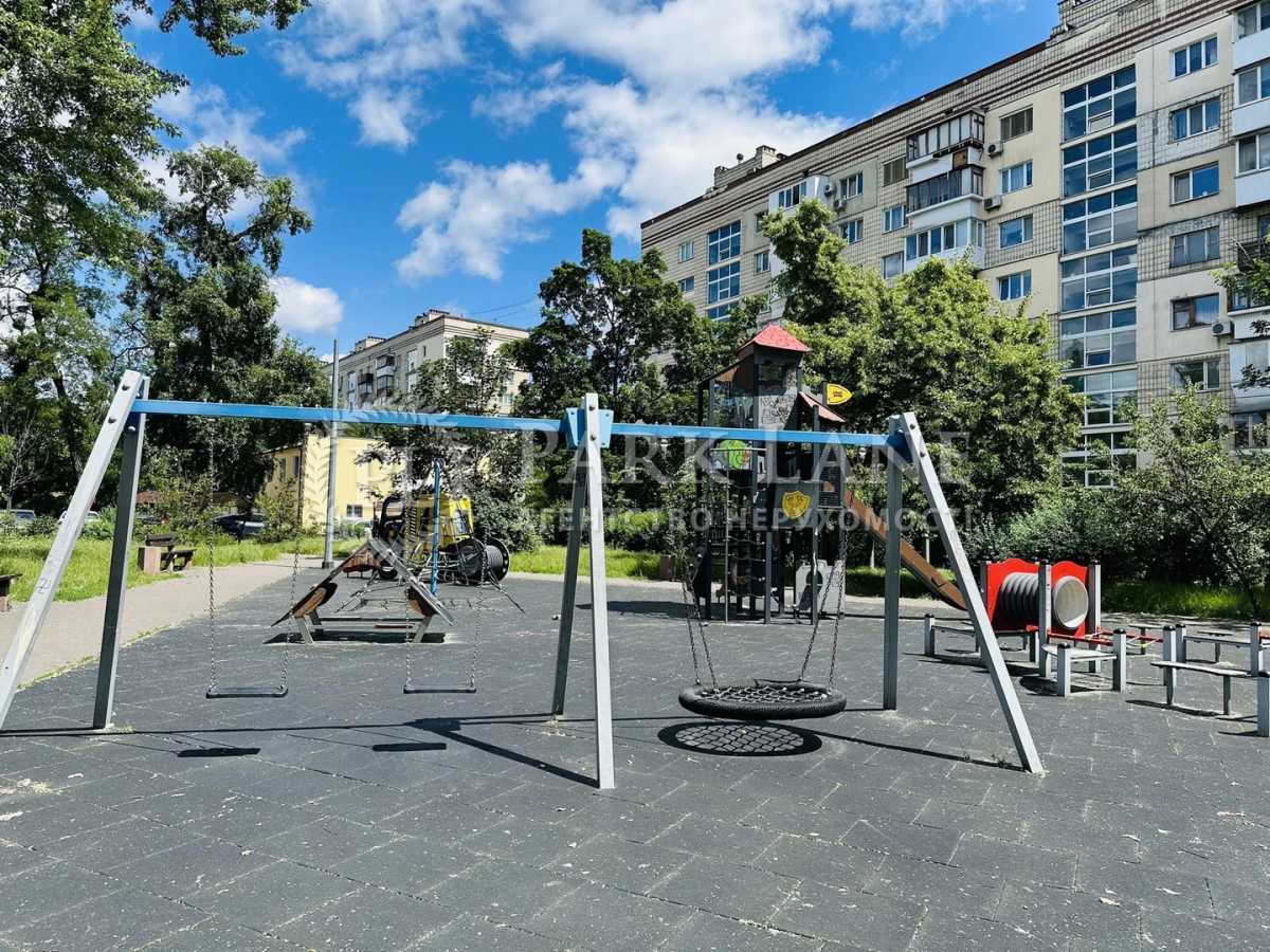 Продажа 1-комнатной квартиры 33 м², Энтузиастов ул., 3/1