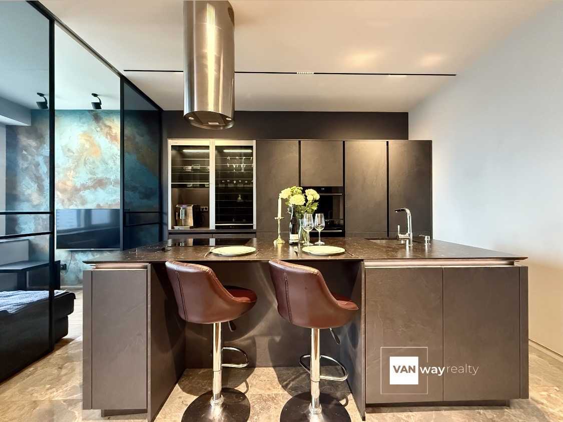 Продажа 4-комнатной квартиры 126.7 м², Никольско-Слободская ул., 3А