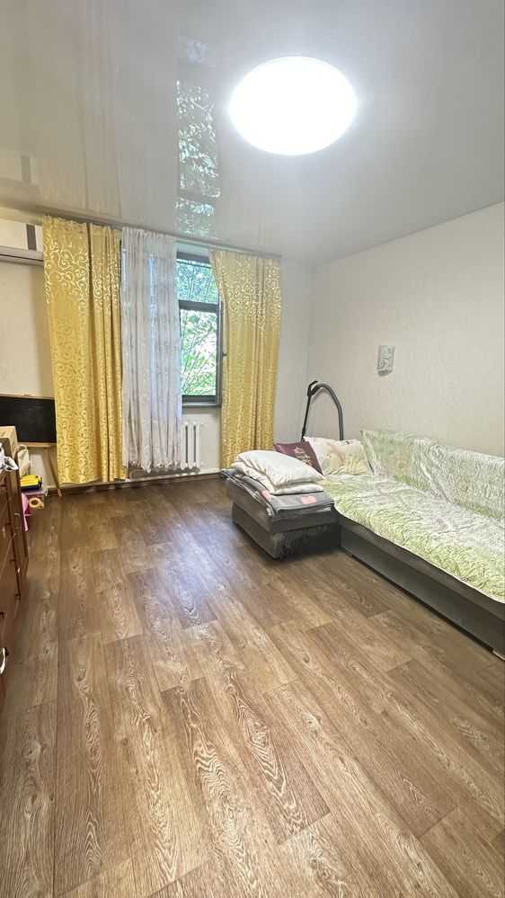 Продаж 2-кімнатної квартири 45 м², Дачна вул., 44
