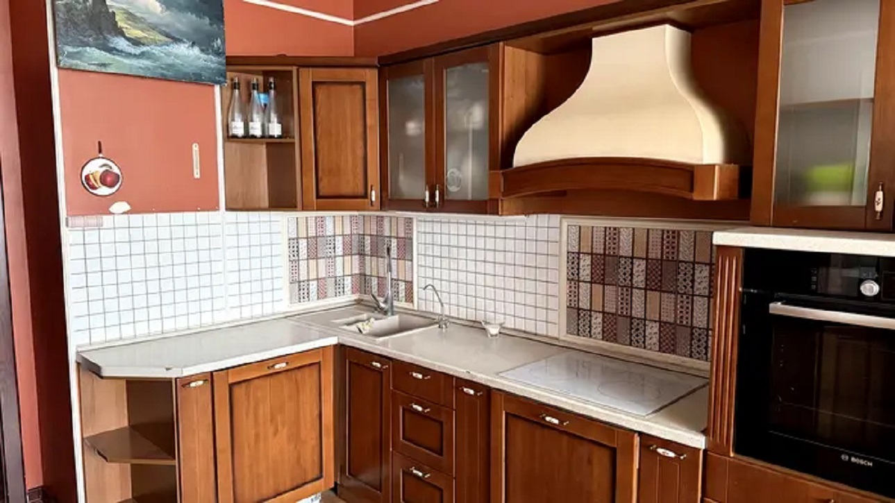 Продажа 3-комнатной квартиры 132 м², Вышгородская ул., 45/2