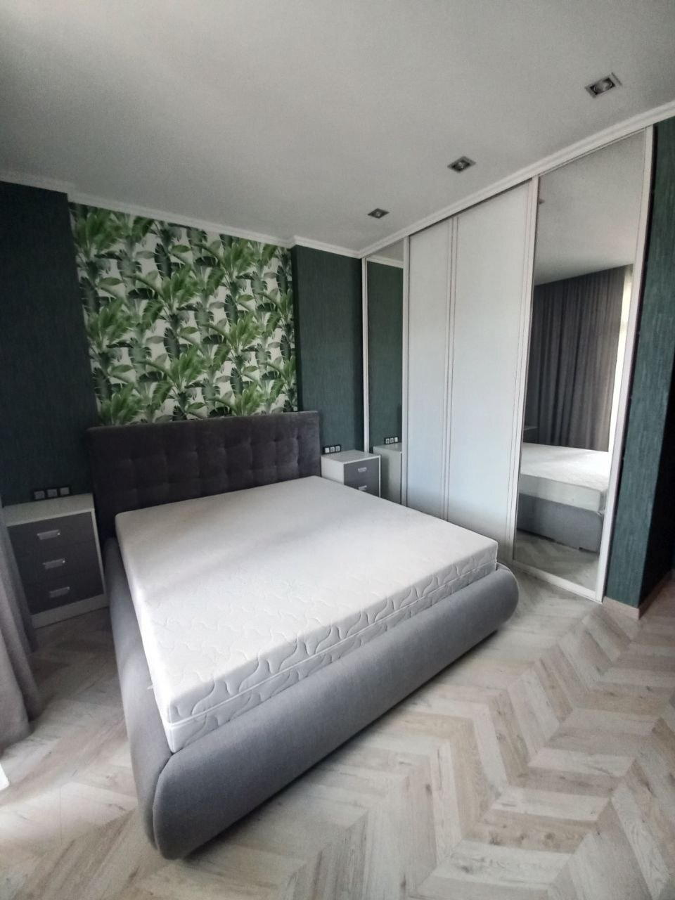 Продажа 2-комнатной квартиры 95 м², Профессорская ул., 34