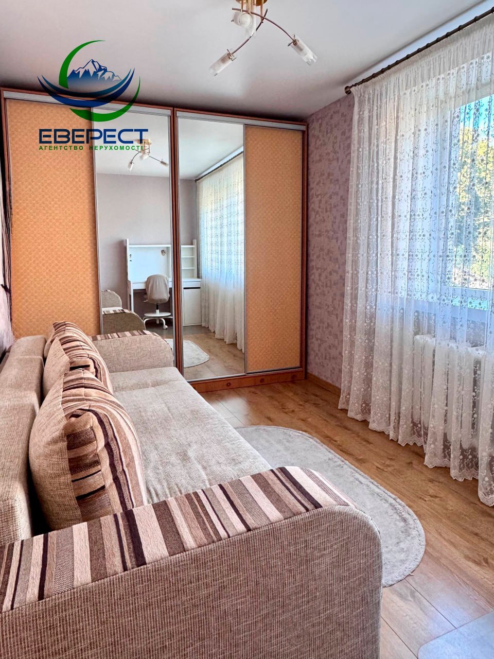 Продаж 3-кімнатної квартири 50 м², Львівська вул.