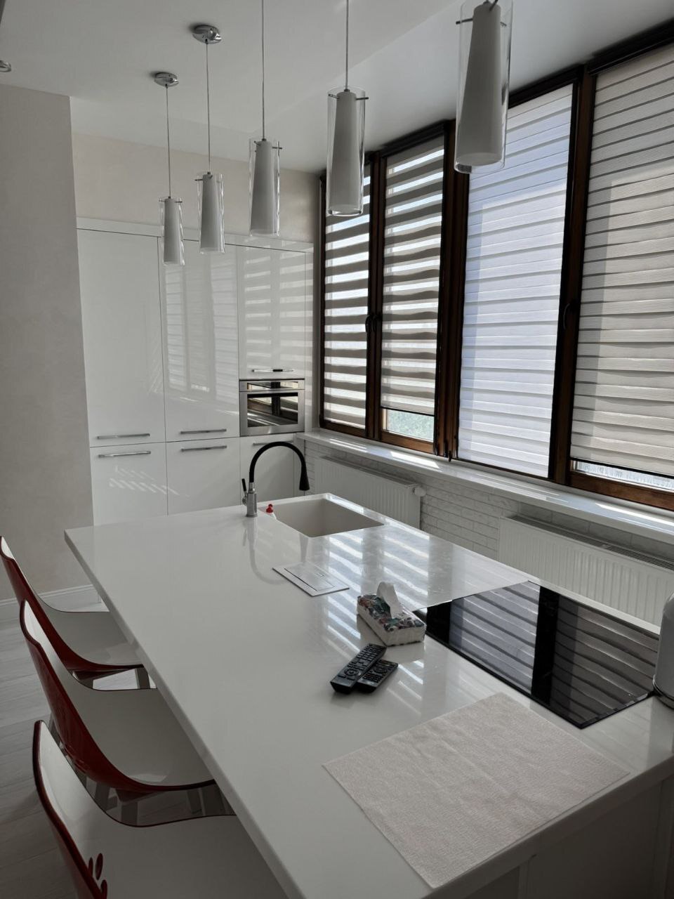 Продажа 2-комнатной квартиры 63 м², Профессорская ул., 34