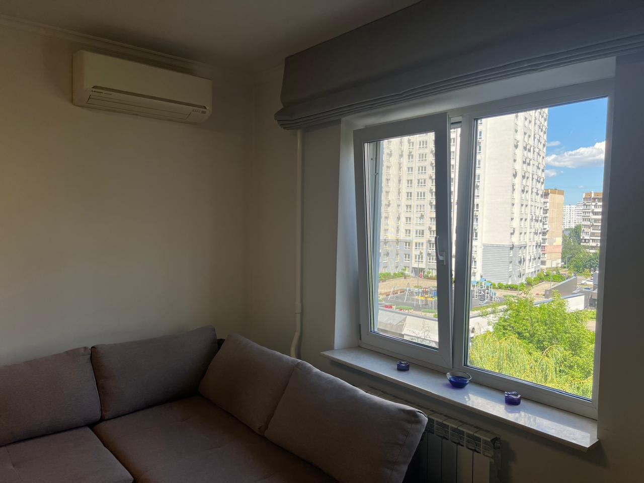 Оренда 2-кімнатної квартири 66 м², Драгоманова вул., 12А