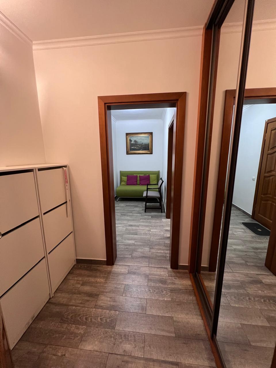 Оренда 2-кімнатної квартири 66 м², Драгоманова вул., 12А