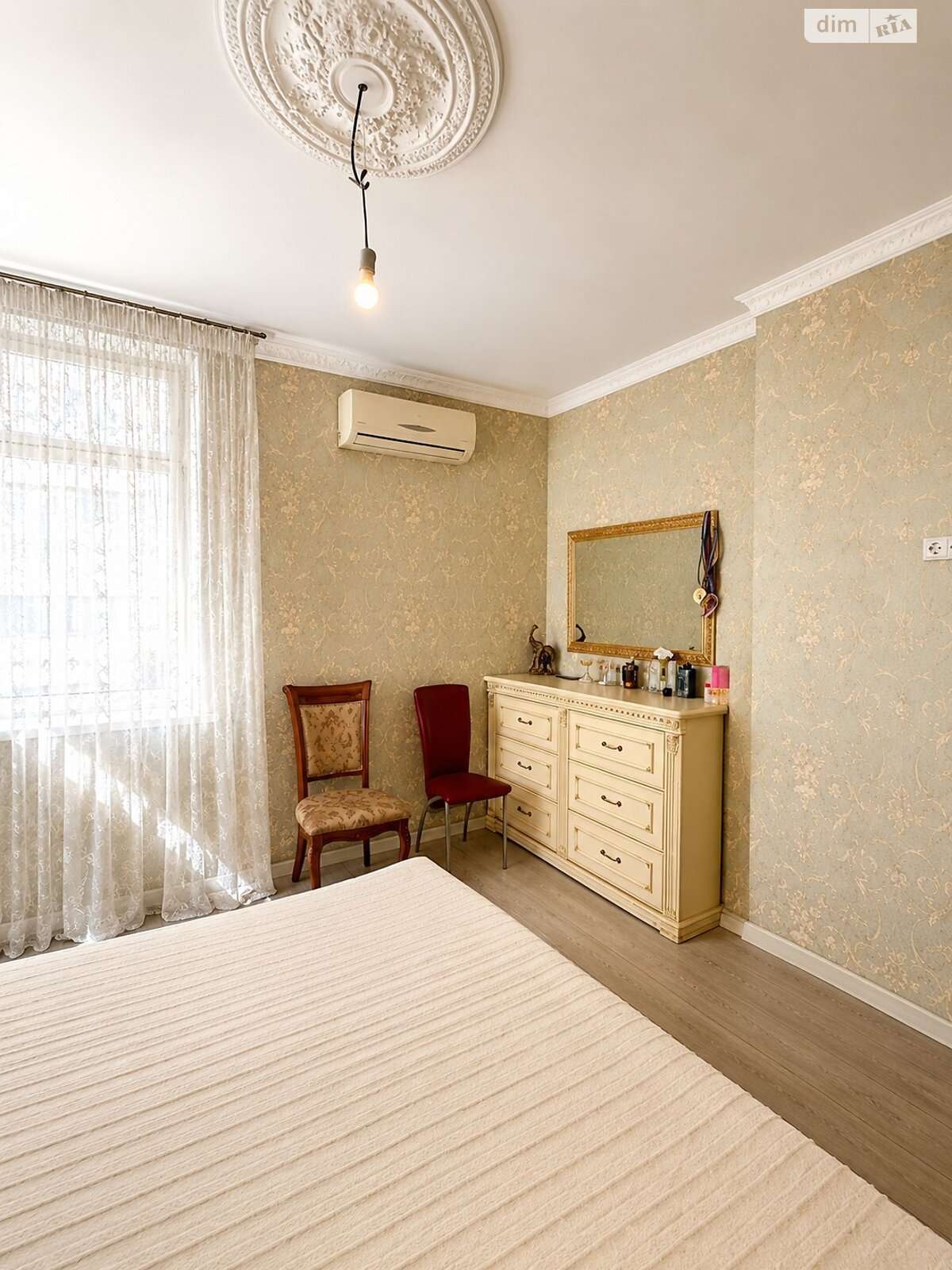 Продаж 2-кімнатної квартири 63 м², Єлізавети Пелехової вул., Чавдар 8