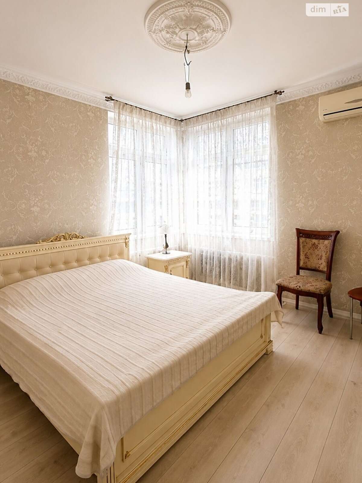 Продаж 2-кімнатної квартири 63 м², Єлізавети Пелехової вул., Чавдар 8