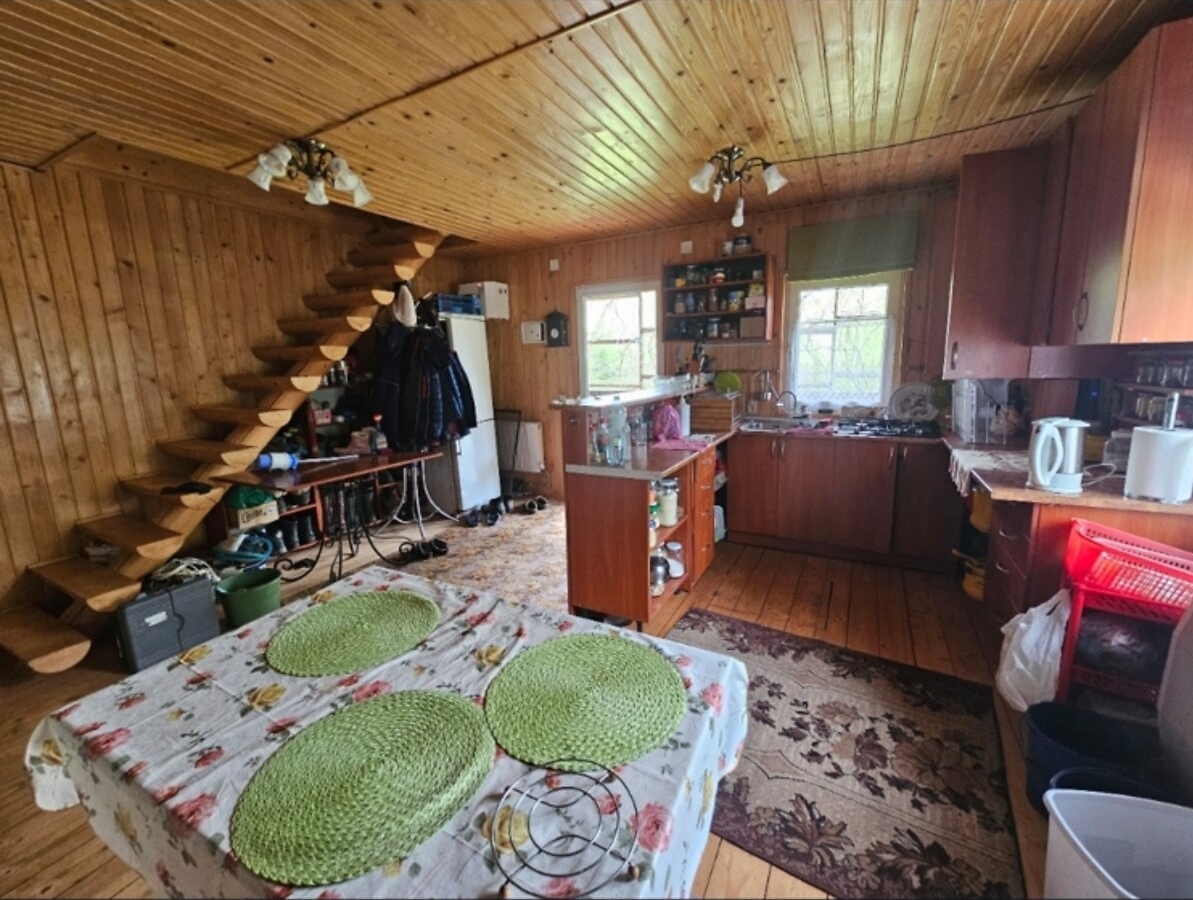 Продаж будинку 200 м²