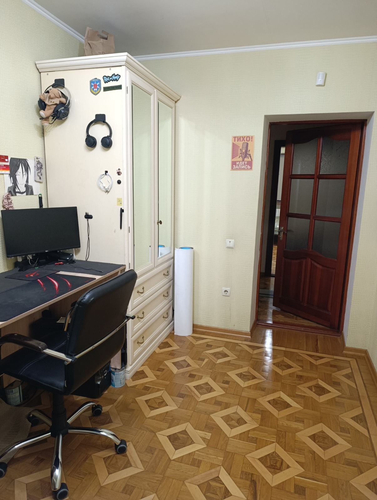 Продажа 3-комнатной квартиры 100 м², Малиновского Маршала ул.