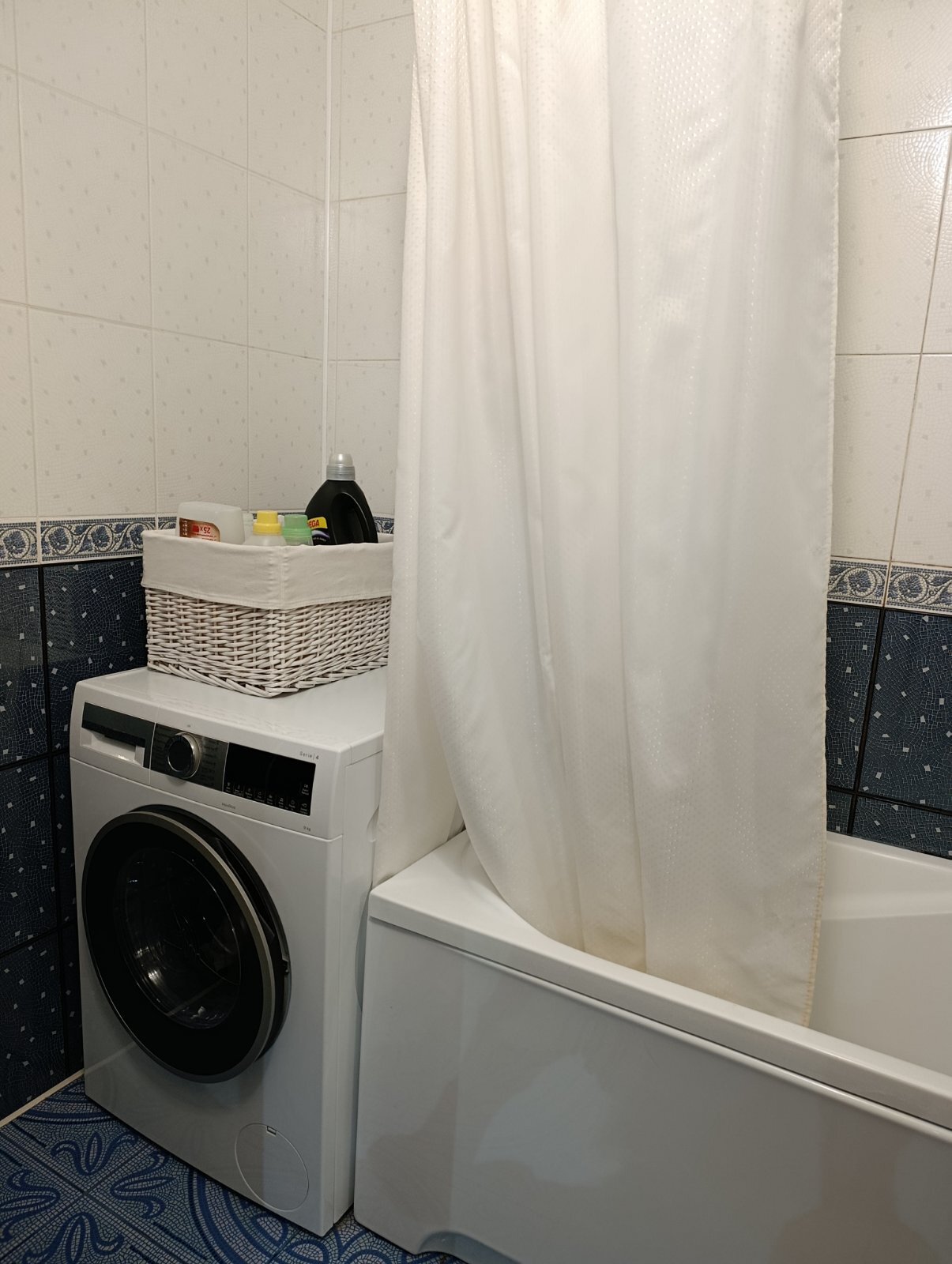 Продажа 3-комнатной квартиры 100 м², Малиновского Маршала ул.