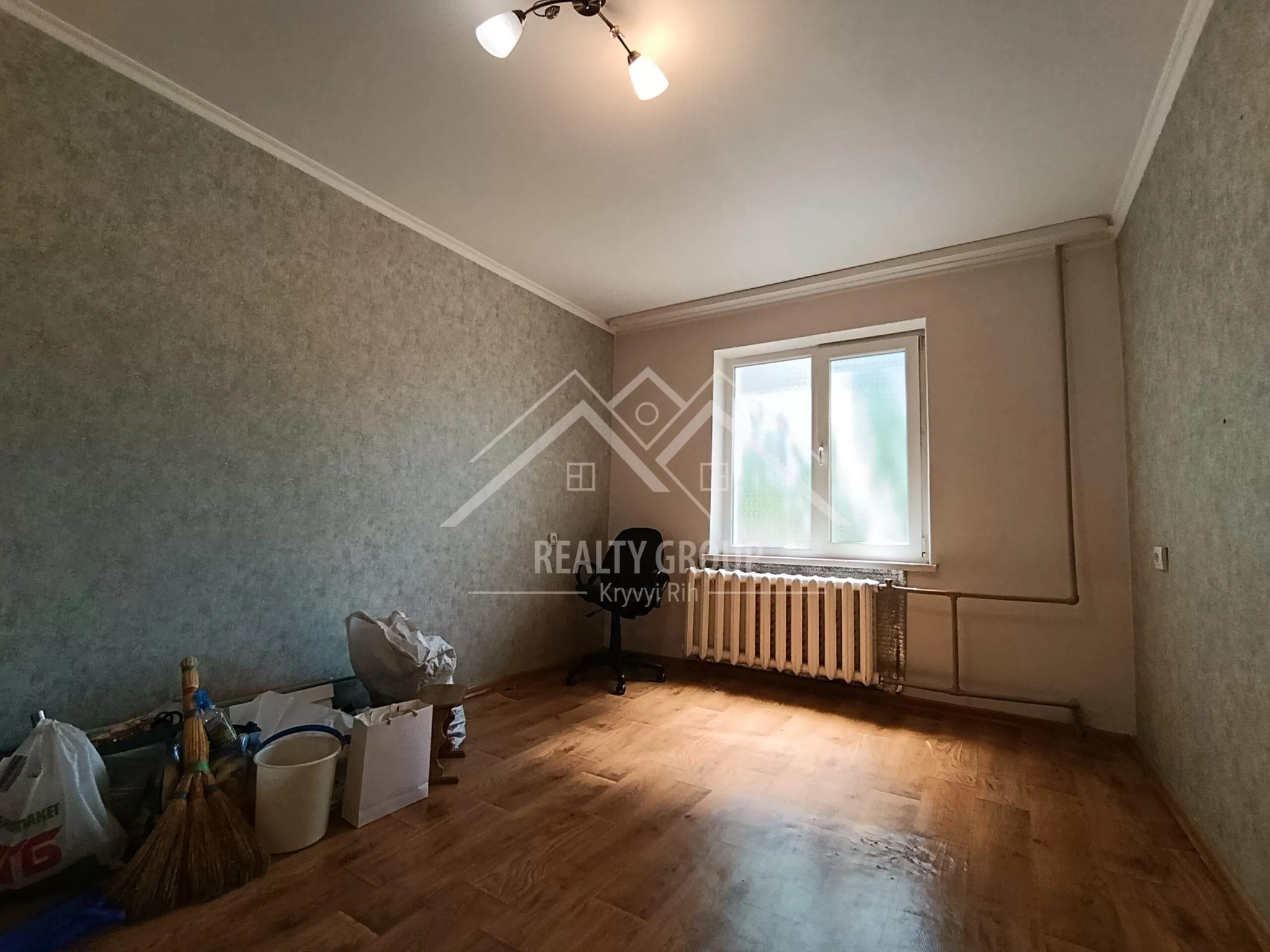 Продаж 3-кімнатної квартири 57 м², Купріна вул., 3
