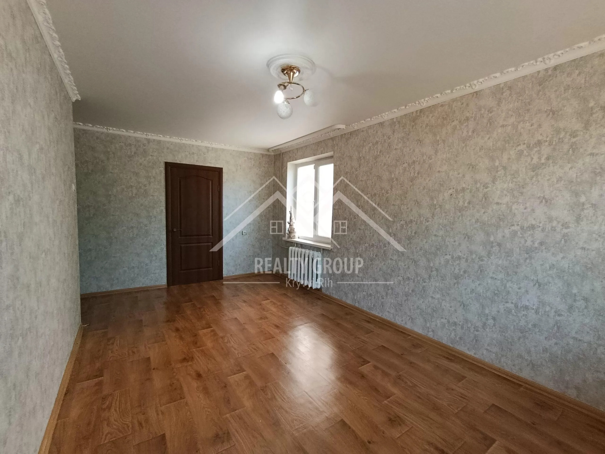 Продаж 3-кімнатної квартири 57 м², Купріна вул., 3
