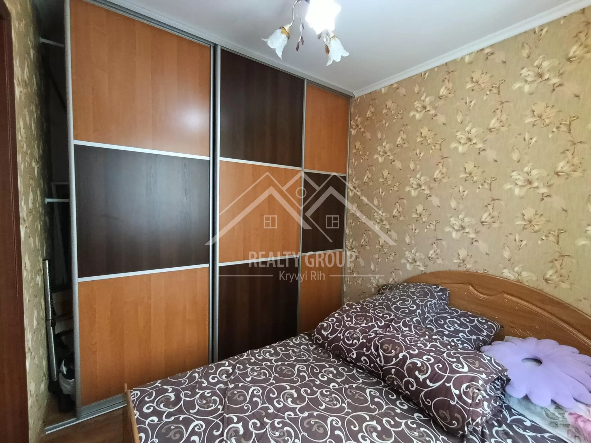 Продаж 3-кімнатної квартири 57 м², Купріна вул., 3
