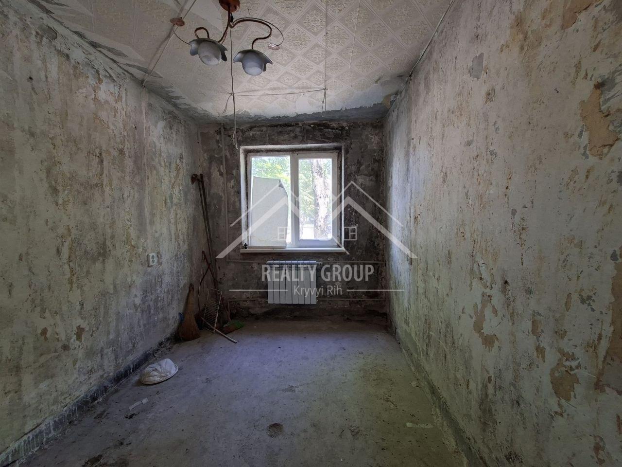 Продажа 3-комнатной квартиры 47 м², Соборности ул., 88