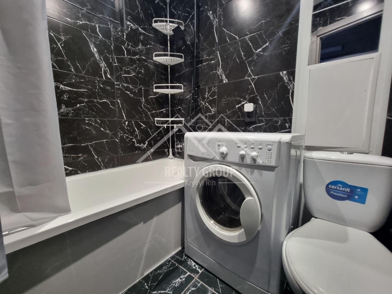 Продаж 2-кімнатної квартири 43 м², Металлургов просп., 9