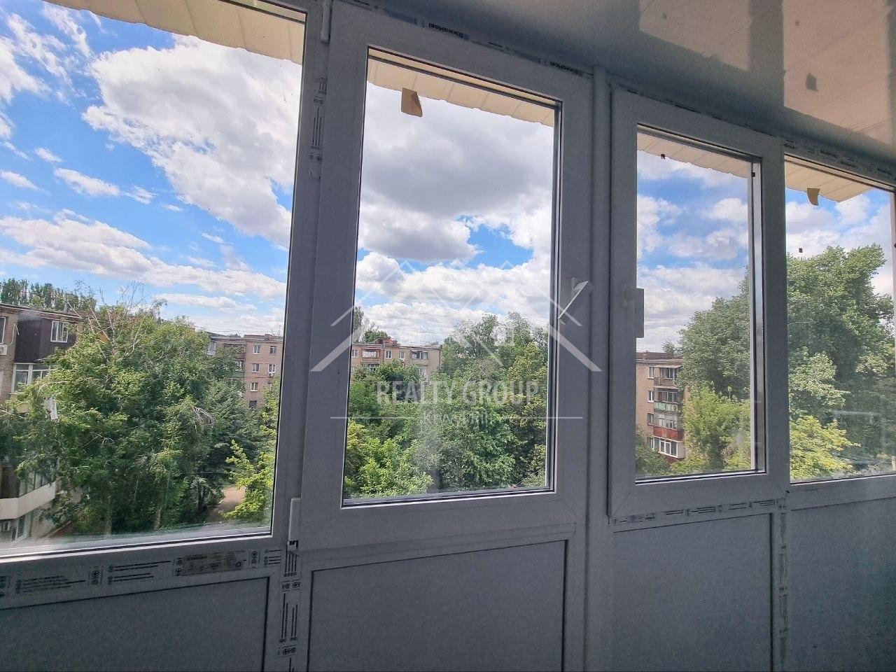 Продаж 2-кімнатної квартири 43 м², Металлургов просп., 9
