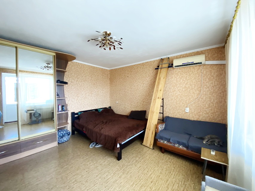 Продаж 1-кімнатної квартири 29.1 м², Озерна вул.