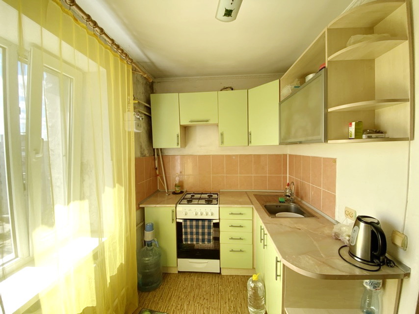 Продаж 1-кімнатної квартири 29.1 м², Озерна вул.
