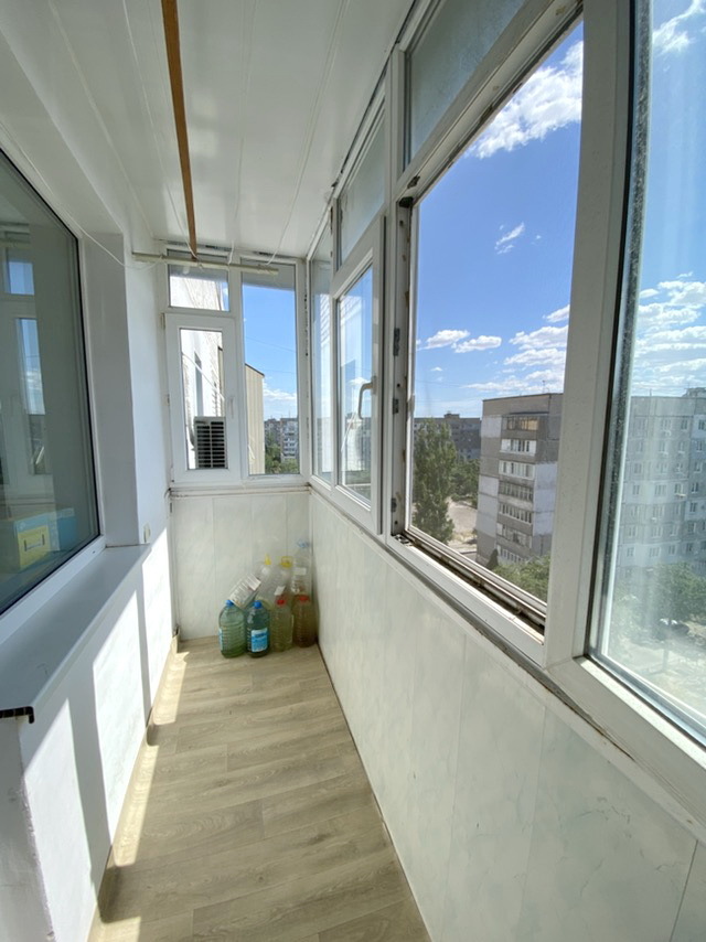 Продаж 1-кімнатної квартири 29.1 м², Озерна вул.