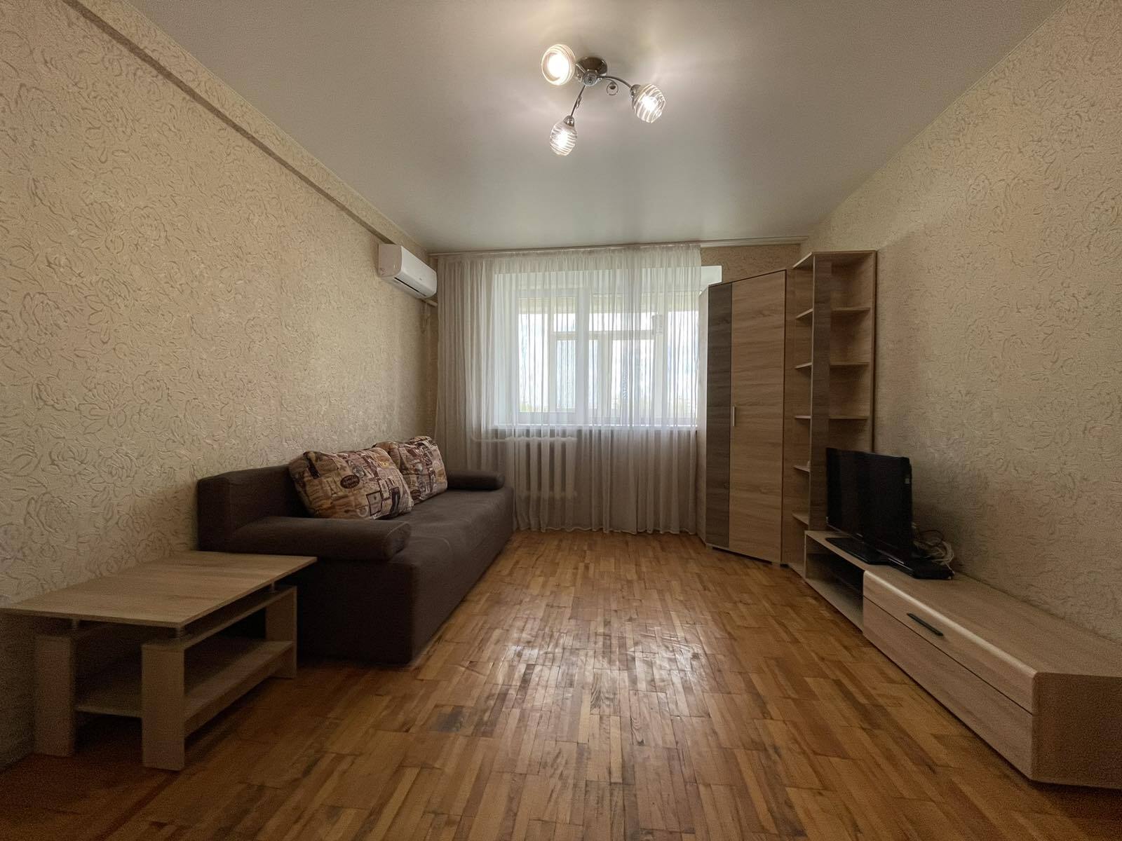 Оренда 1-кімнатної квартири 40 м², Олександра Поля просп., 98В