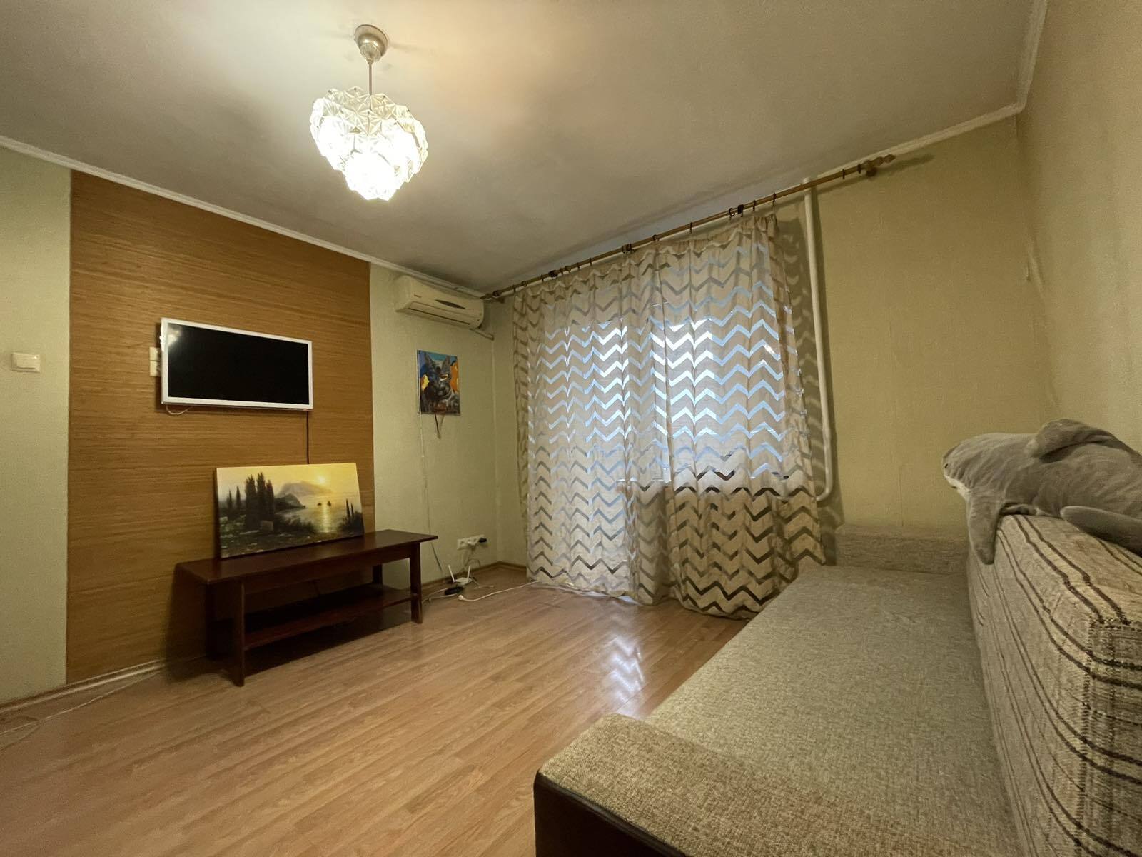 Оренда 1-кімнатної квартири 33 м², Петрова Комбрига вул., 2