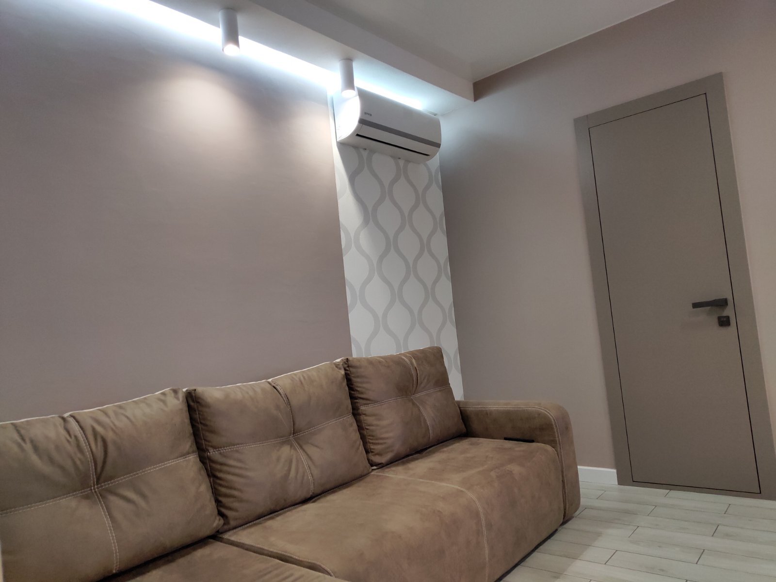 Оренда 2-кімнатної квартири 55 м², Тітова вул., вул.17