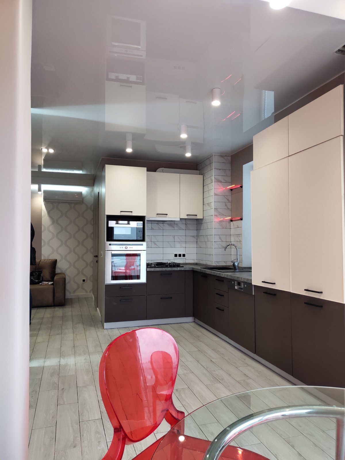 Оренда 2-кімнатної квартири 55 м², Тітова вул., вул.17