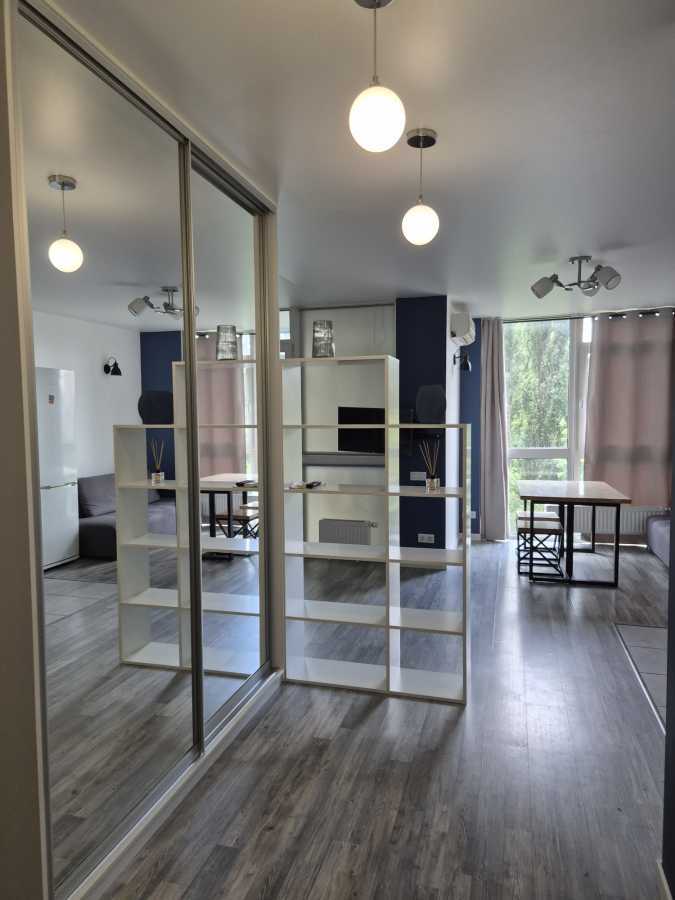 Аренда 1-комнатной квартиры 45 м², Предславинская ул., 40