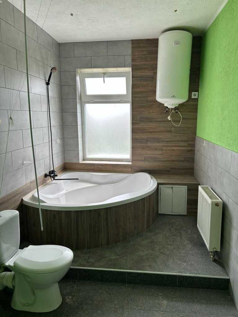 Продаж 3-кімнатної квартири 102 м², нікітченко, 8