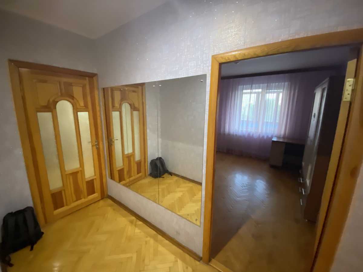 Продажа 2-комнатной квартиры 56.4 м², Тарасовская ул., 10