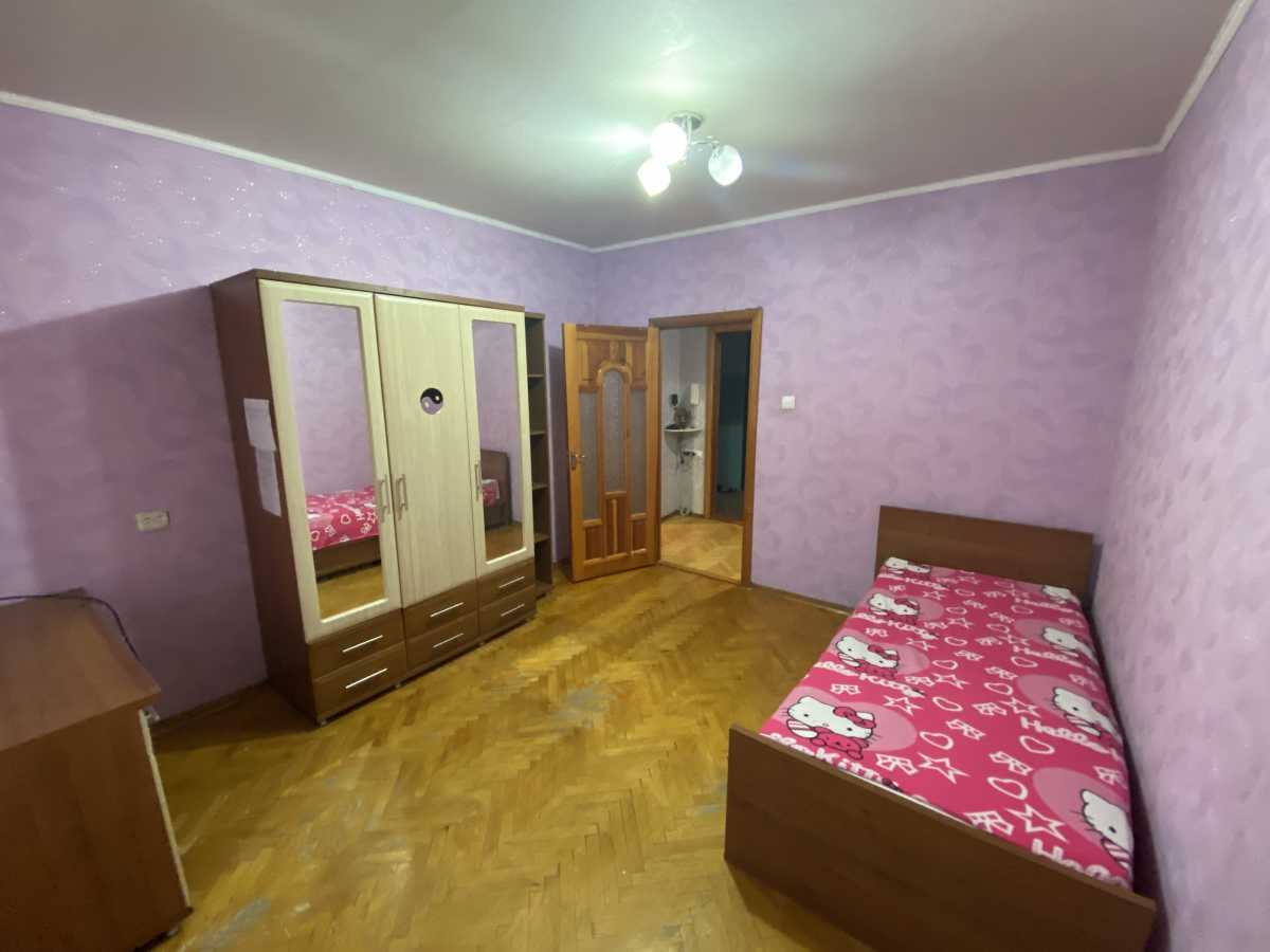 Продажа 2-комнатной квартиры 56.4 м², Тарасовская ул., 10
