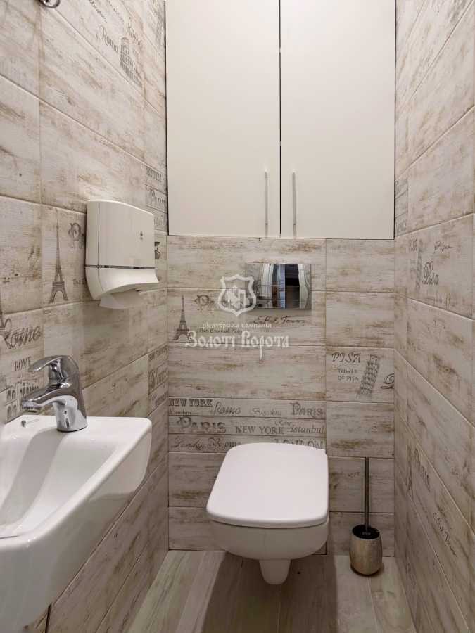 Продажа 2-комнатной квартиры 61.1 м², Радистов ул., 34А